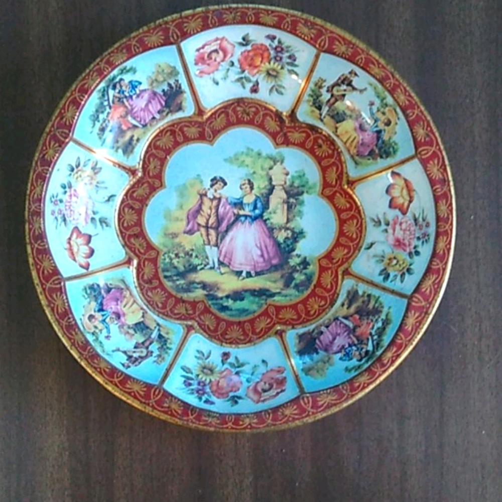 Daher Decorated Ware tin bowl